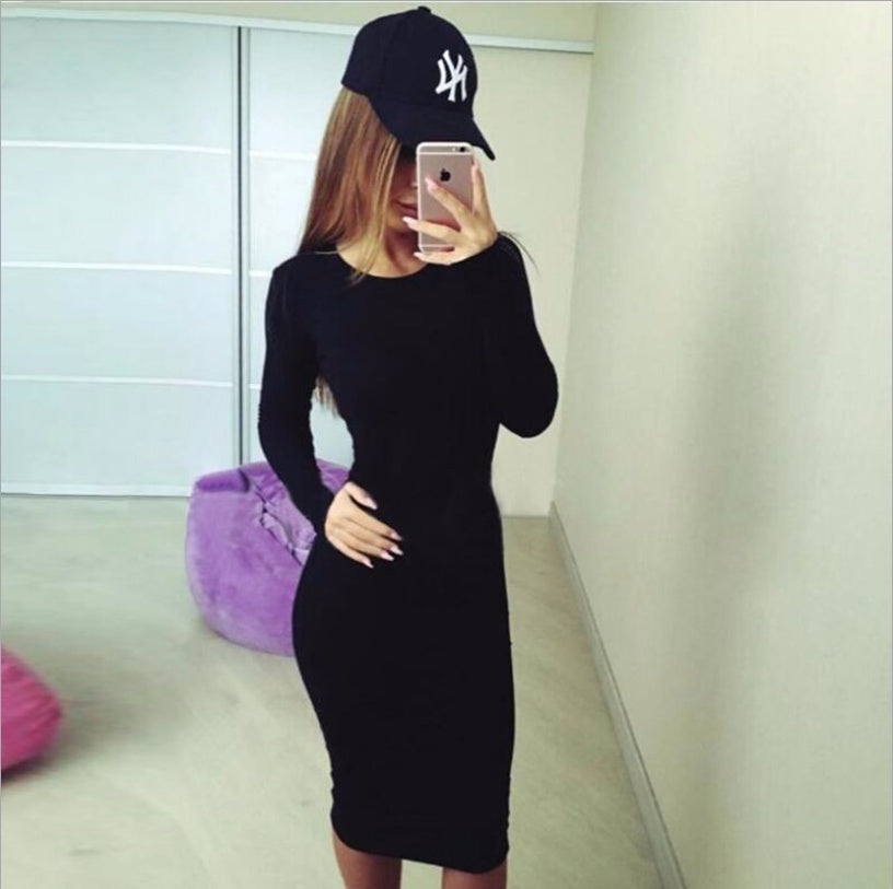 Solid color long - sleeved butt-wrap dress