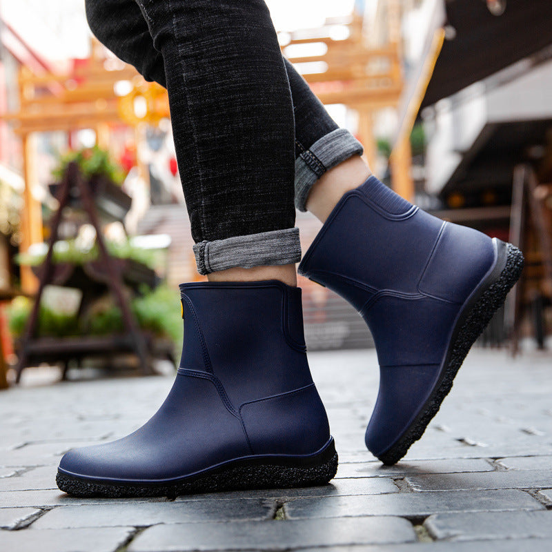 Fashion Mid-Tube Rain Boots Men's Water Shoes