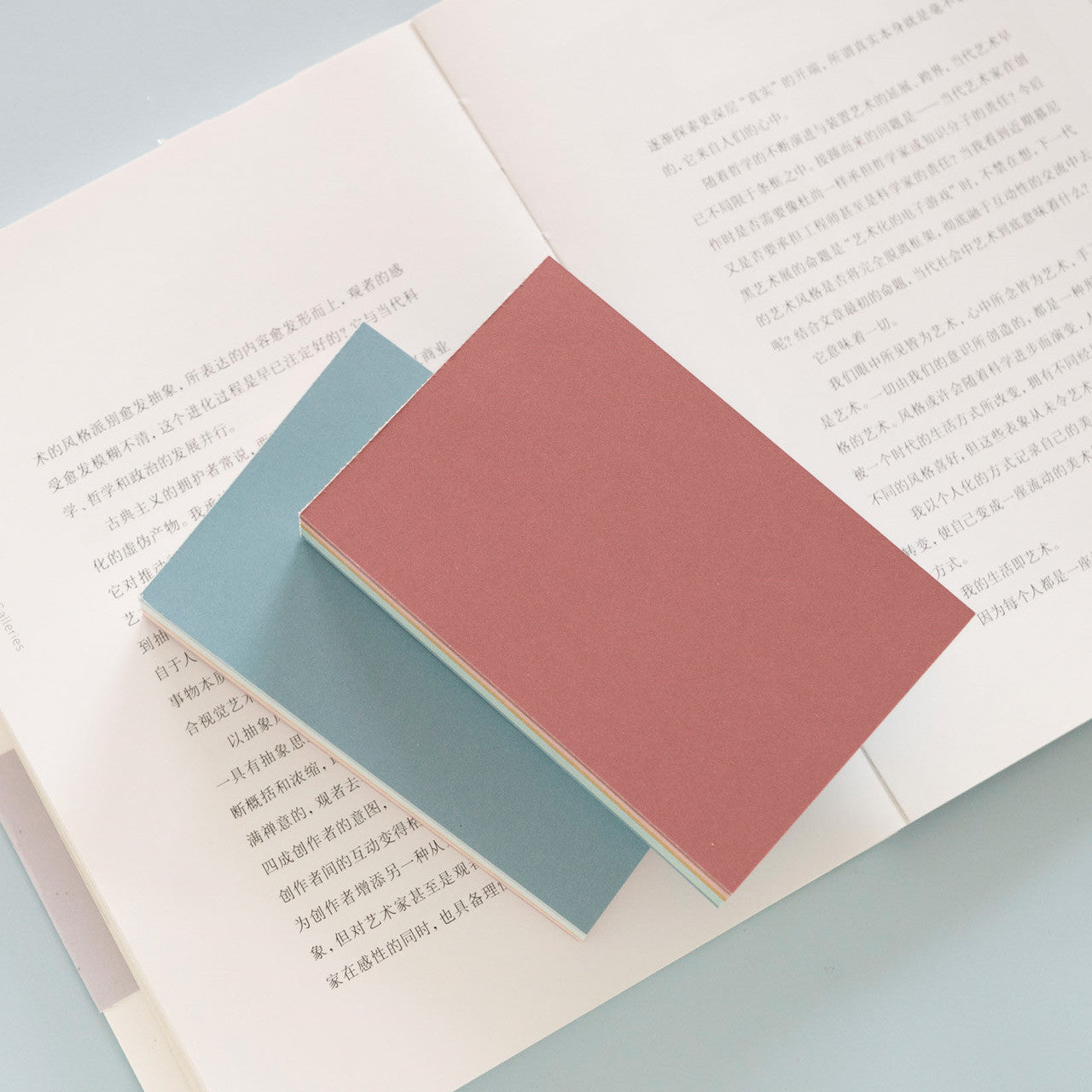 ملاحظات ملونة من Post-it Notes، ورق ملاحظات إبداعي، ملصقات ذاتية اللصق، شريط علامات، شبكة حمراء كبيرة