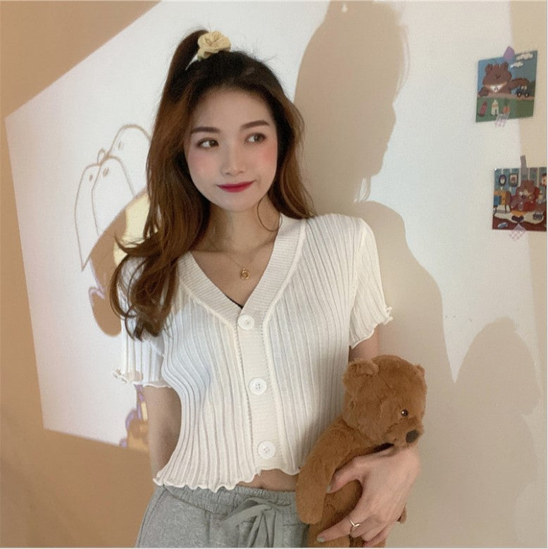 Knitted crop top with wood ears