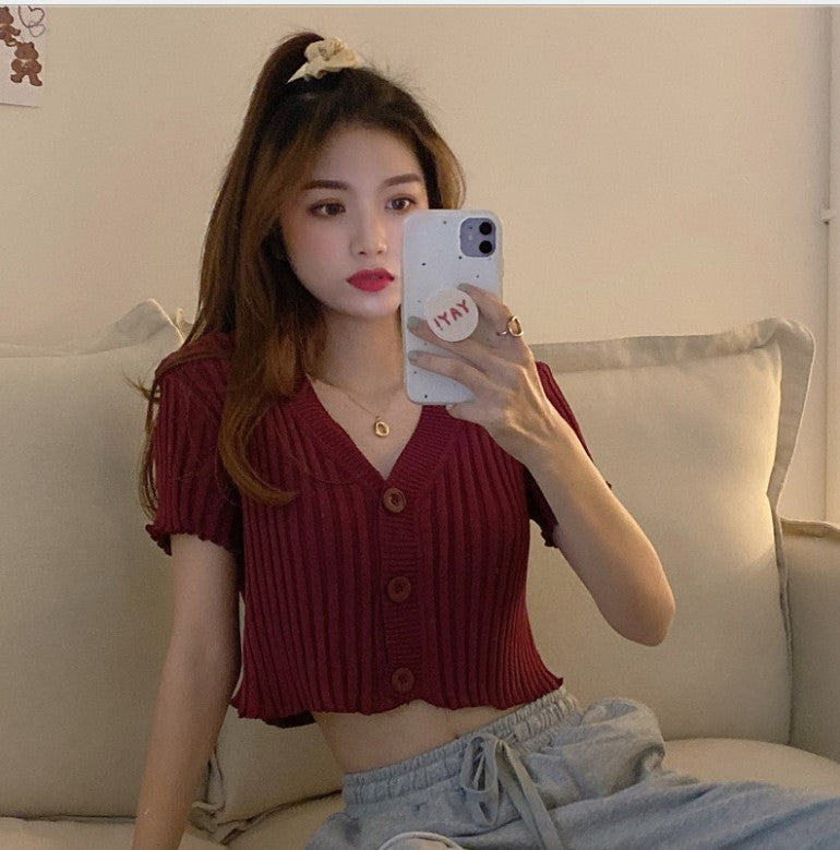 Knitted crop top with wood ears