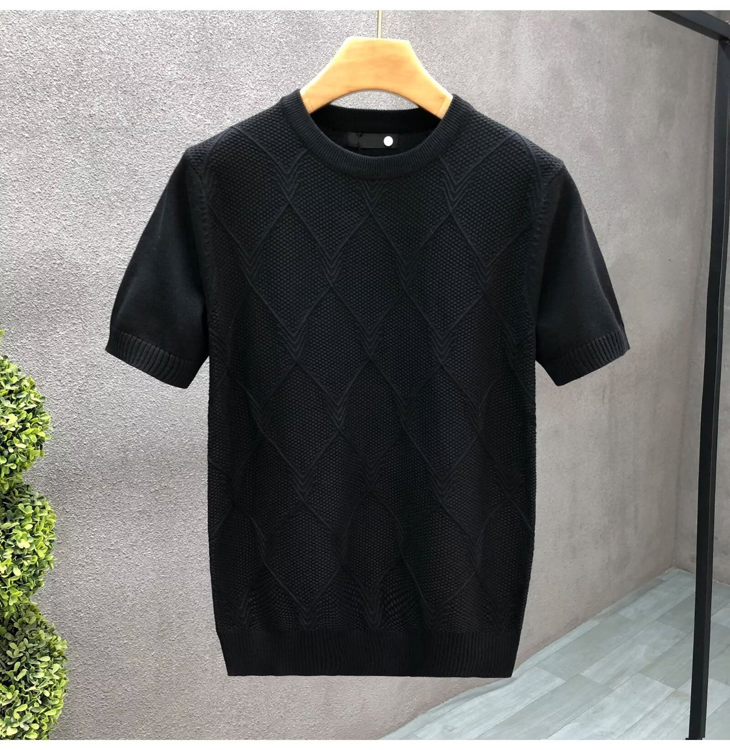 قميص رجالي ضيق بأكمام قصيرة من Diamond Lattice باللون الأبيض