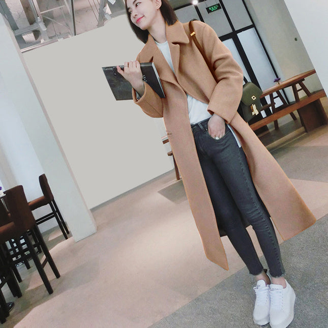 Long coat in woolen coat