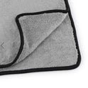 Water-absorbent cleaning cloth