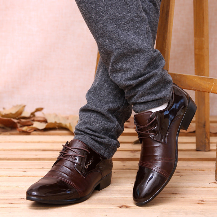 Men's casual pointed leather shoes