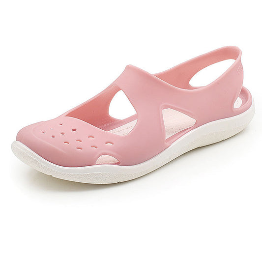 Orthopedic summer sandals with orthopedic sole