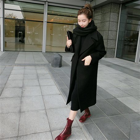 Long coat in woolen coat