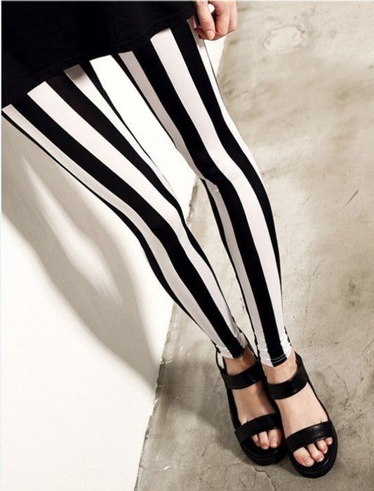 Black And White Vertical Stripes For Spring Leggings