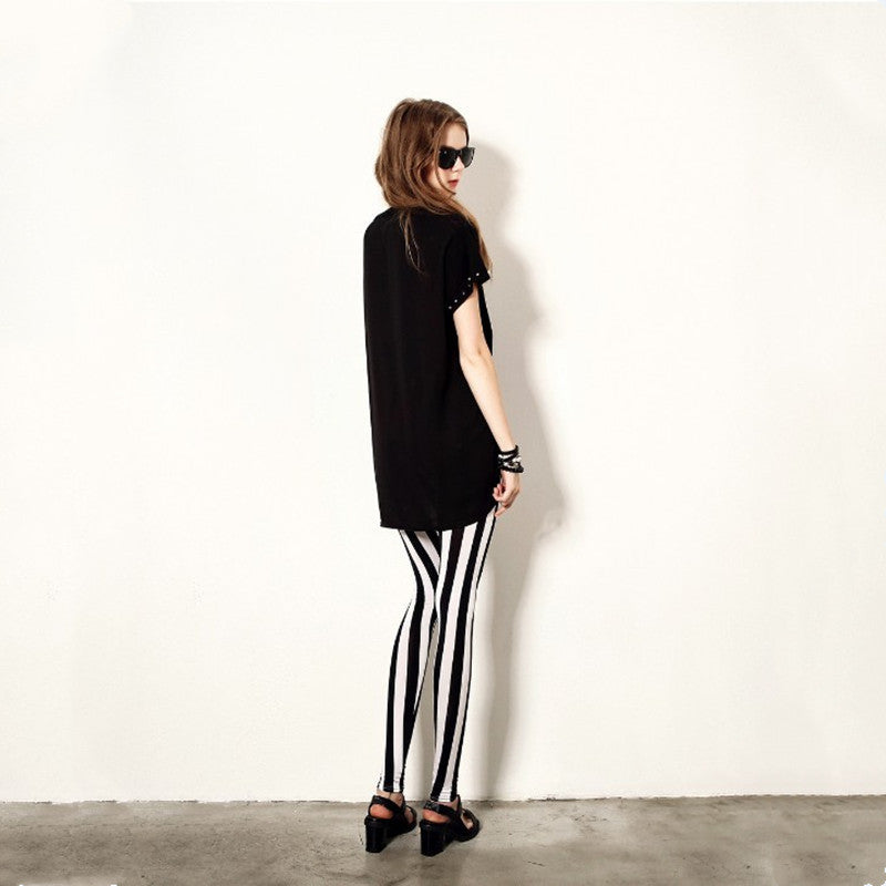 Black And White Vertical Stripes For Spring Leggings