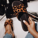 Flat Bottom Casual Leopard Print One-line Rhinestone Women Sandals And Slippers