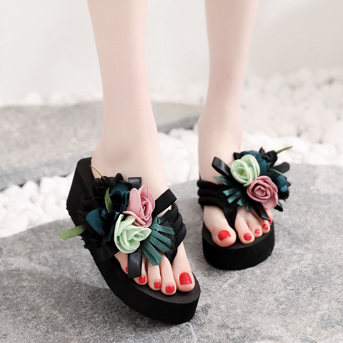 Fashion High-heeled Platform Flip Flops Flower Wedge Beach Shoes