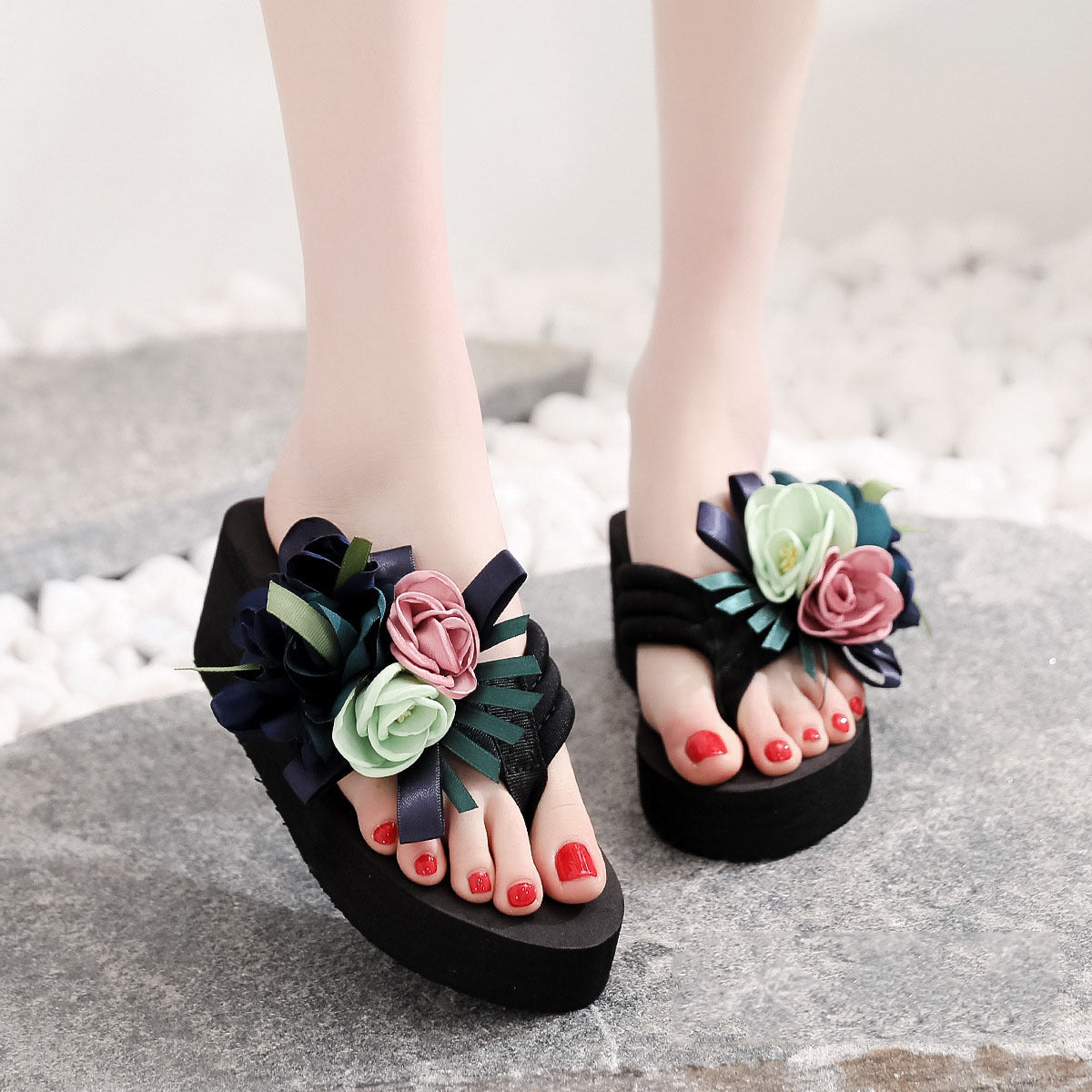 Fashion High-heeled Platform Flip Flops Flower Wedge Beach Shoes