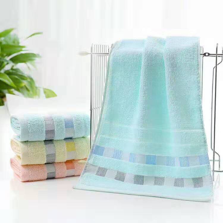 Cotton thickened towel