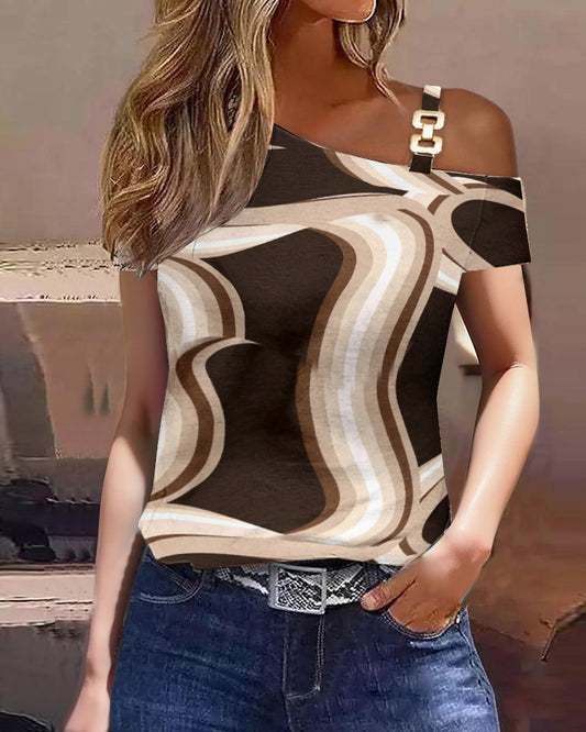 Camiseta de verano con estampado de hebilla de metal y mangas cortas Simplicity para mujer