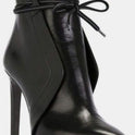 Stiletto pointed toe lace-up single boots