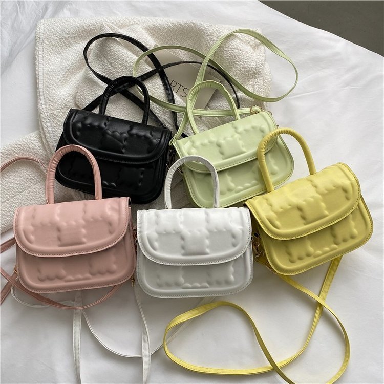 Women's Simple Korean-style Fashion Messenger Bag