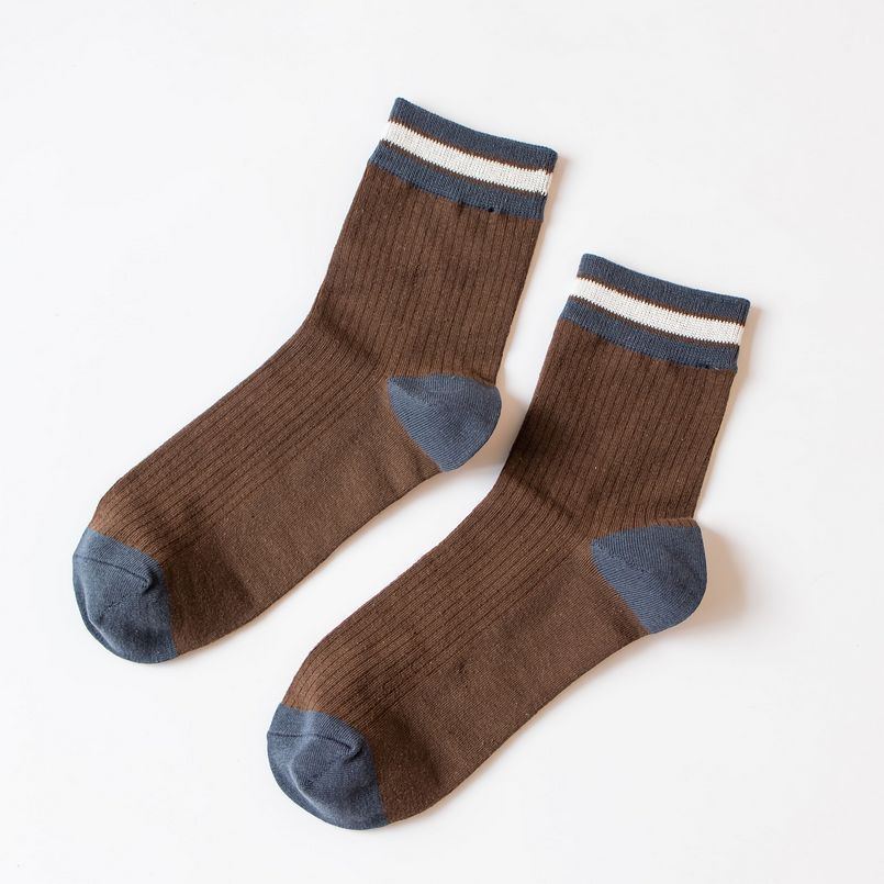 Running Rivers And Lakes Stall Product Model Cheap Cotton Socks