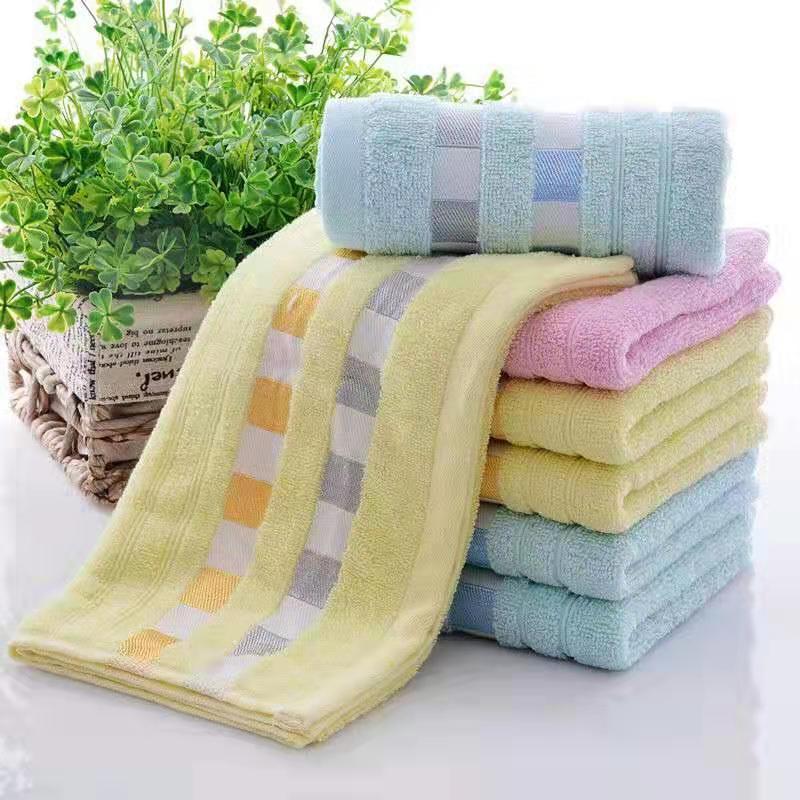 Cotton thickened towel