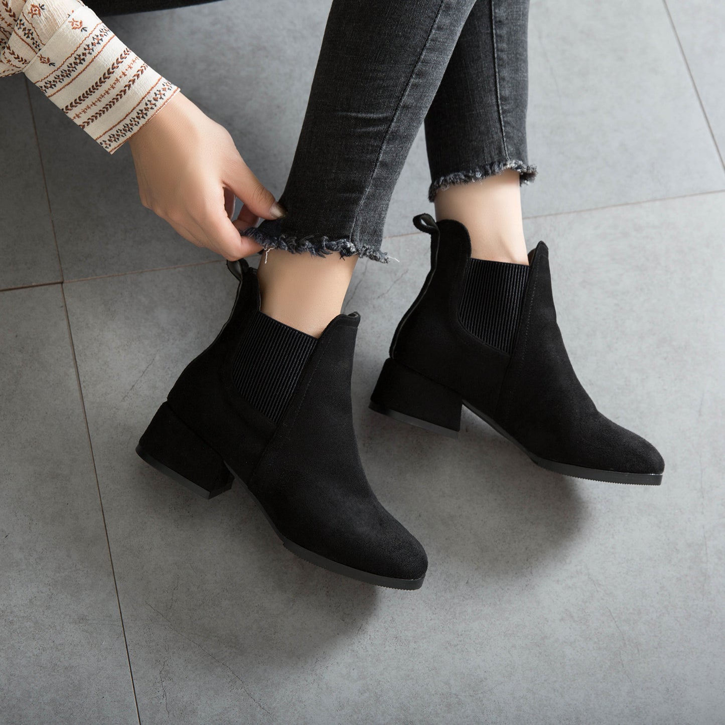 Women's Chunky Heel Suede Casual Ankle Boots