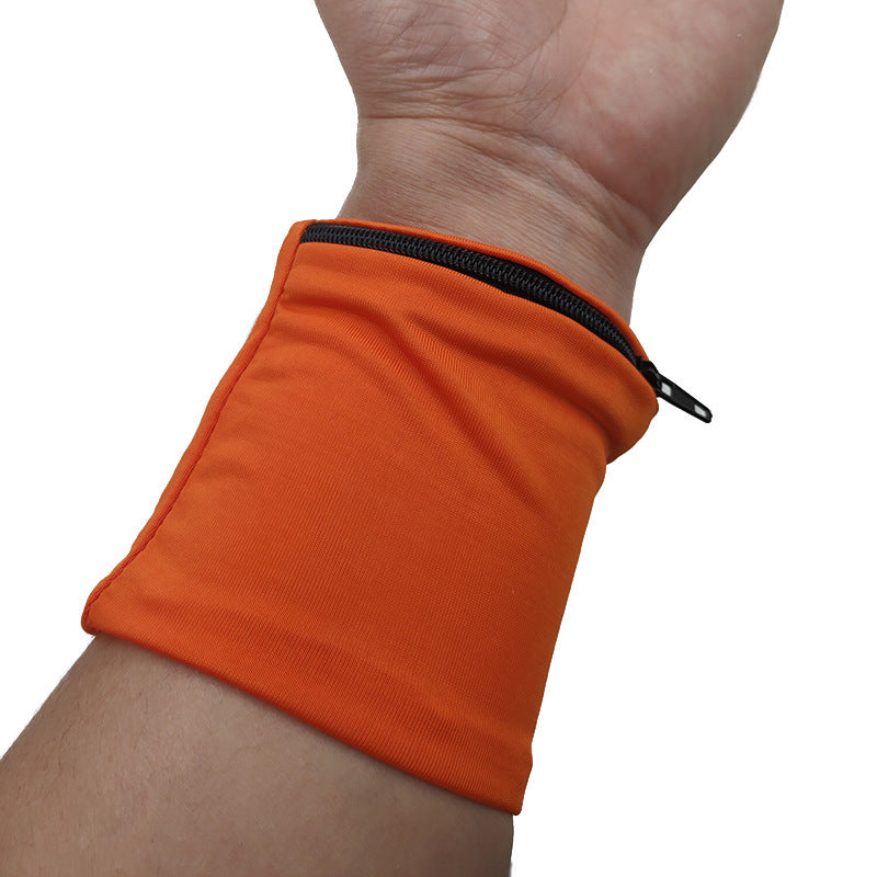 Lightweight zipper wristband