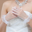 Bridal lace gloves