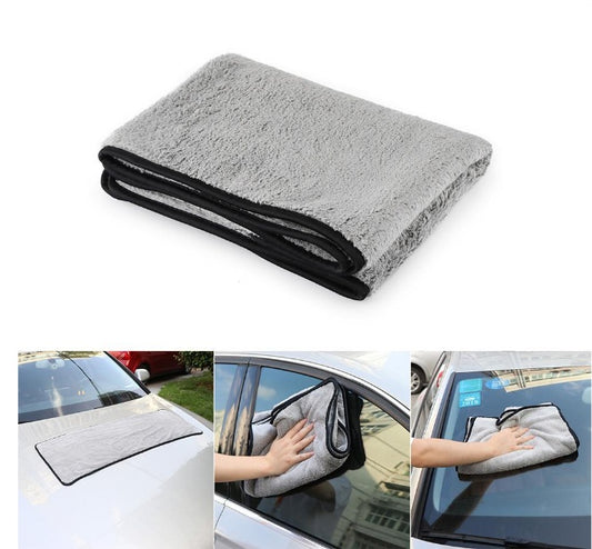 Water-absorbent cleaning cloth