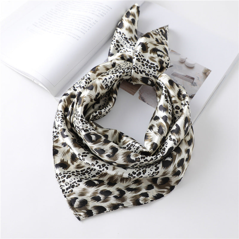 Women's New Small Square Retro Cashew Professional Scarf