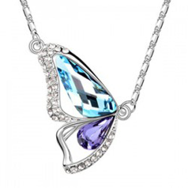 Fashion Butterfly Crystal Pendant Necklace