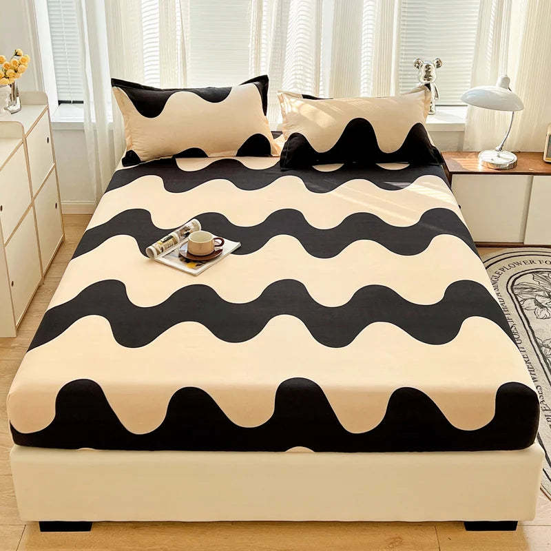 Dust Mattress Protective Cover Three-piece Bed Sheet Set