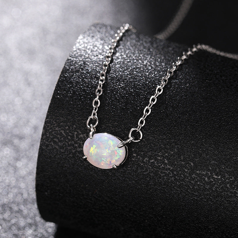 Women's Fashionable And Exquisite Necklace With Imitation Opal Pendant