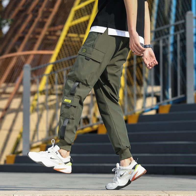 Cropped cargo trousers