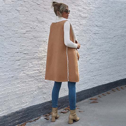 Suede sleeveless jacket