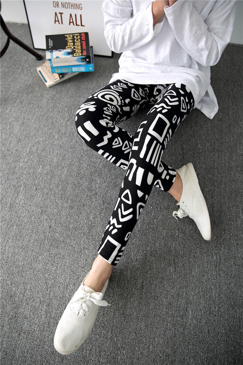 Spring Graffiti Milk Silk Ink Painting Elastic Leggings Wholesale