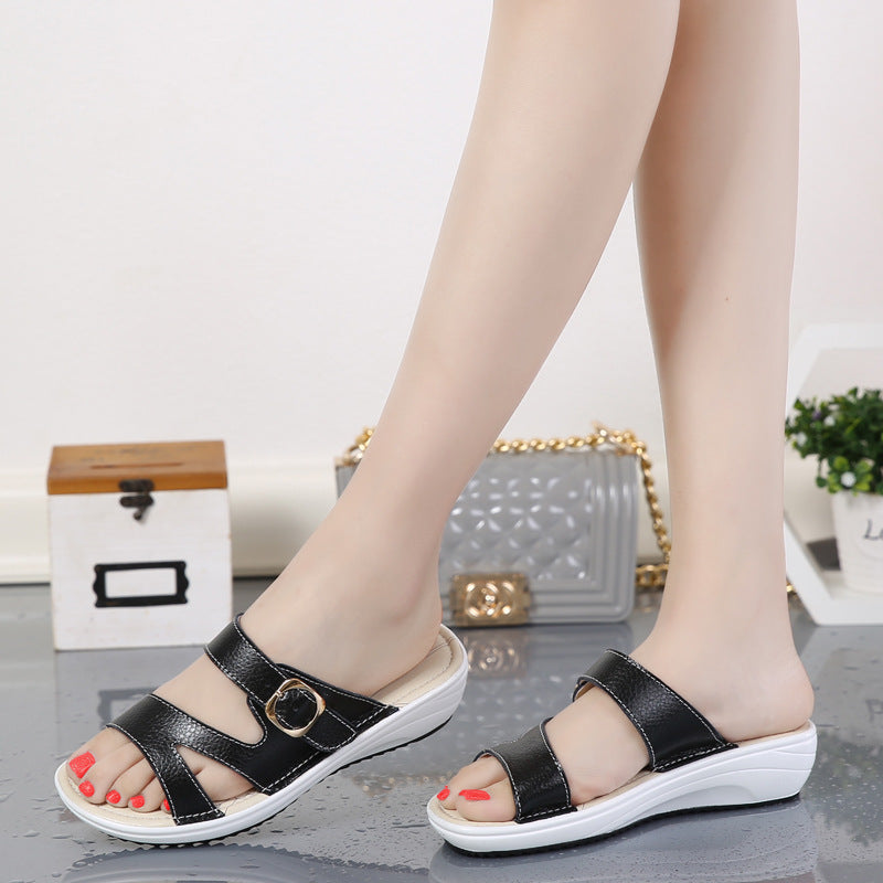 Platform sandals and casual rocking shoes