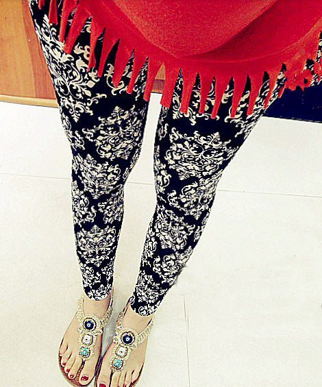 Women's Blue And White Porcelain Milk Silk Leggings Outerwear Ankle-length Pants