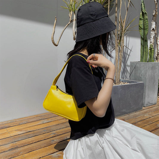 Fashion And Simple Messenger One-shoulder Armpit Bag