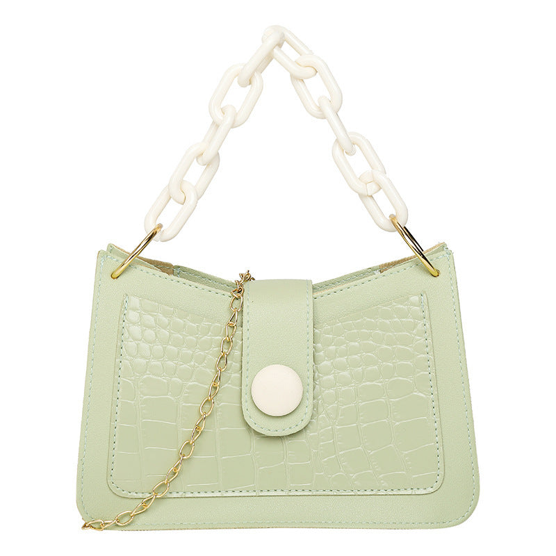 Diagonal armpit shoulder bag