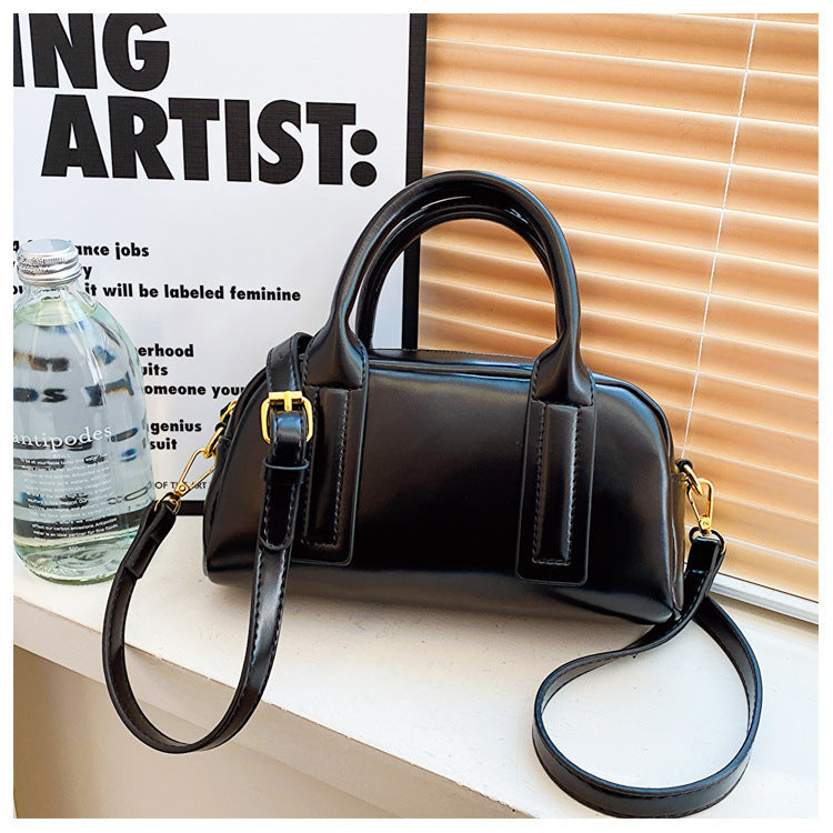 Fashion Retro Minority Single Shoulder Handbag