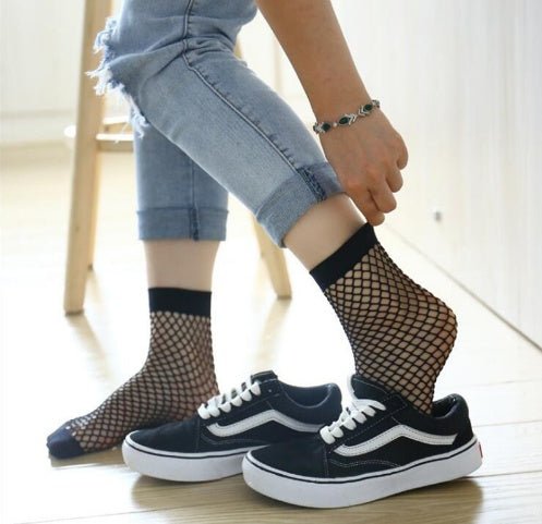 Short tube shallow mouth fishnet openwork socks