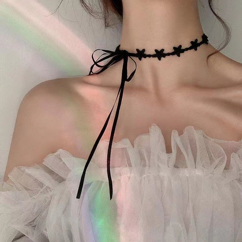 Black Five-pointed Star Lace Is The Senior Princess's Personalized Clavicle Chain