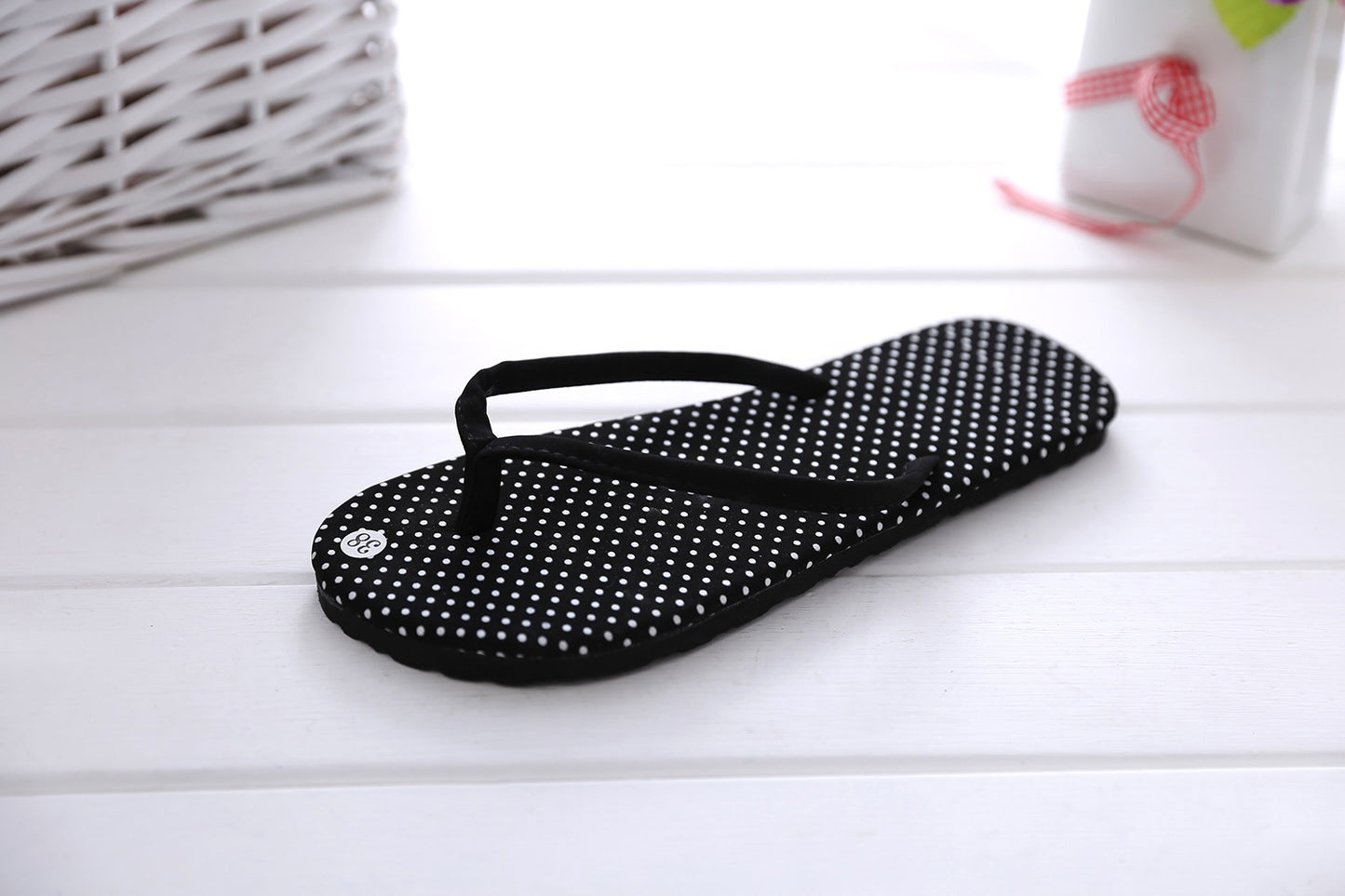 Fashion Flat Flip Flops Non-slip Slipper Soles Heel