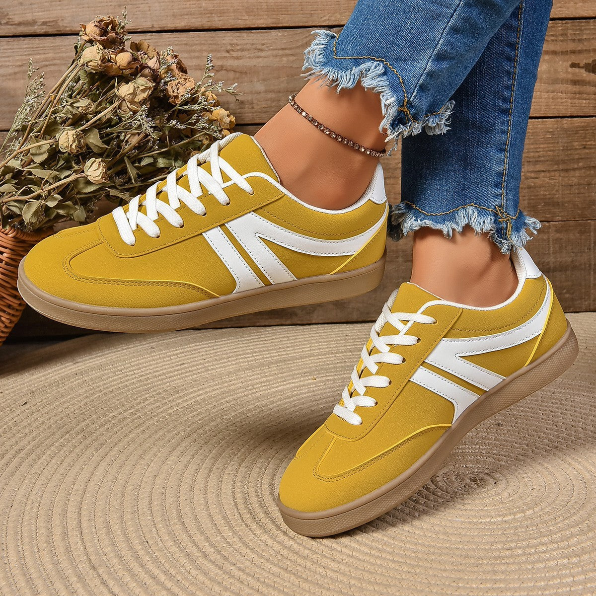 Lace-up Round Toe Flats Shoes Fashion Sports Slip On Casual Shoes For Women