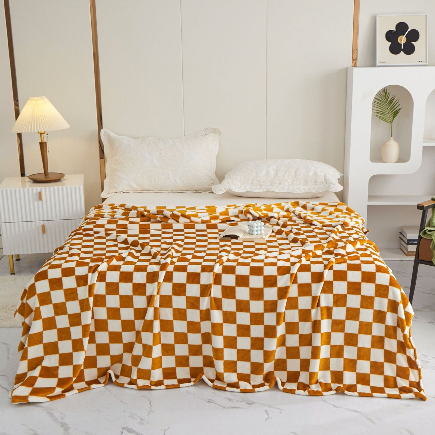 Chessboard Grid Flannel Blanket Square Thickened Milk Flannel Blanket