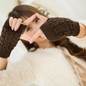 Warm Autumn And Winter Knitted Finger-exposing Half-finger Movement