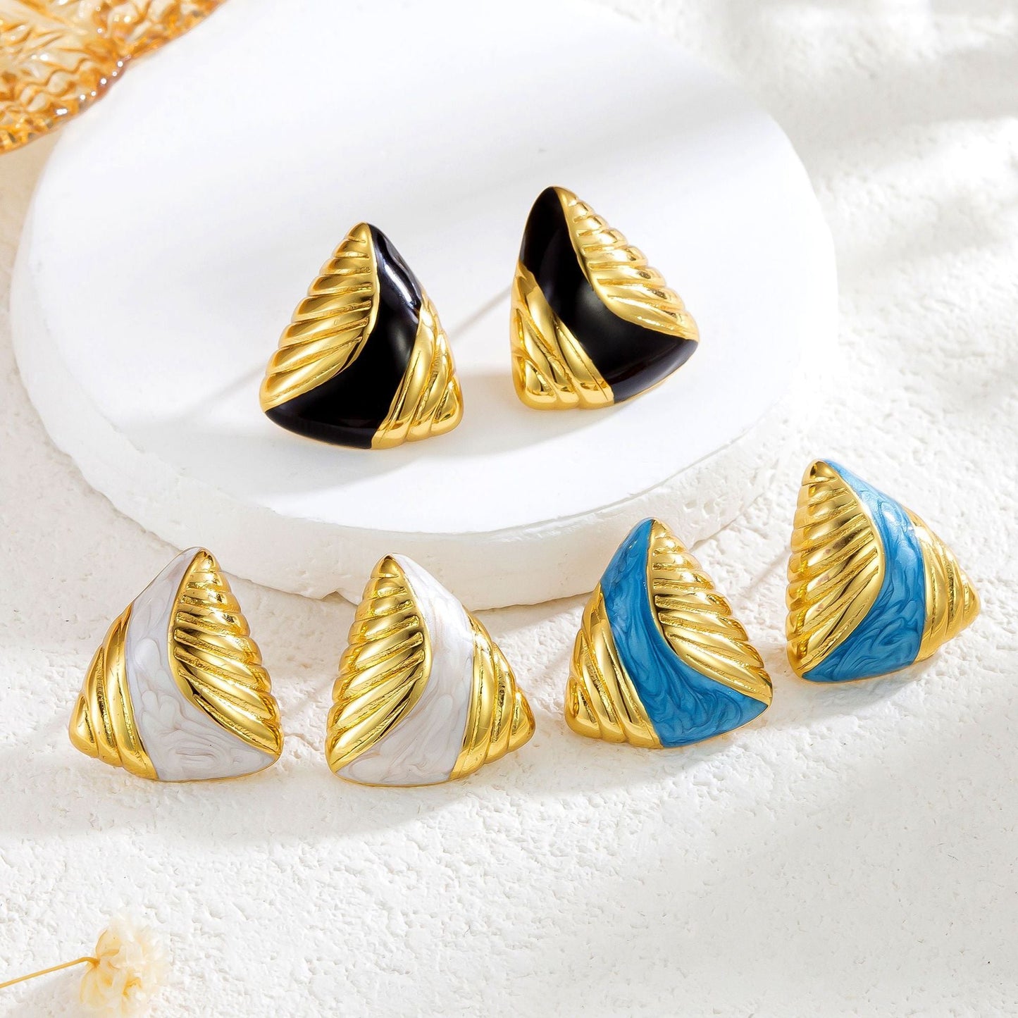 Drop Oil Triangle Striped Ear Studs Minority Fashion