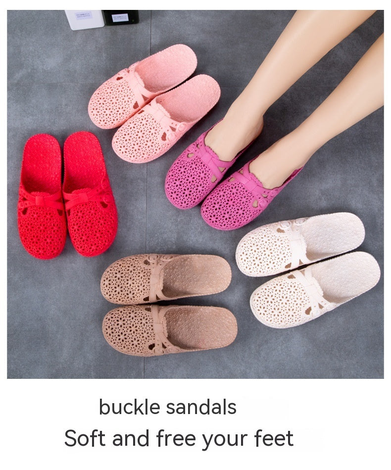 New Closed Toe Sandals Women's Outdoor Hole Shoes Soft Bottom Cutout Plastic Fashion Casual Slippers