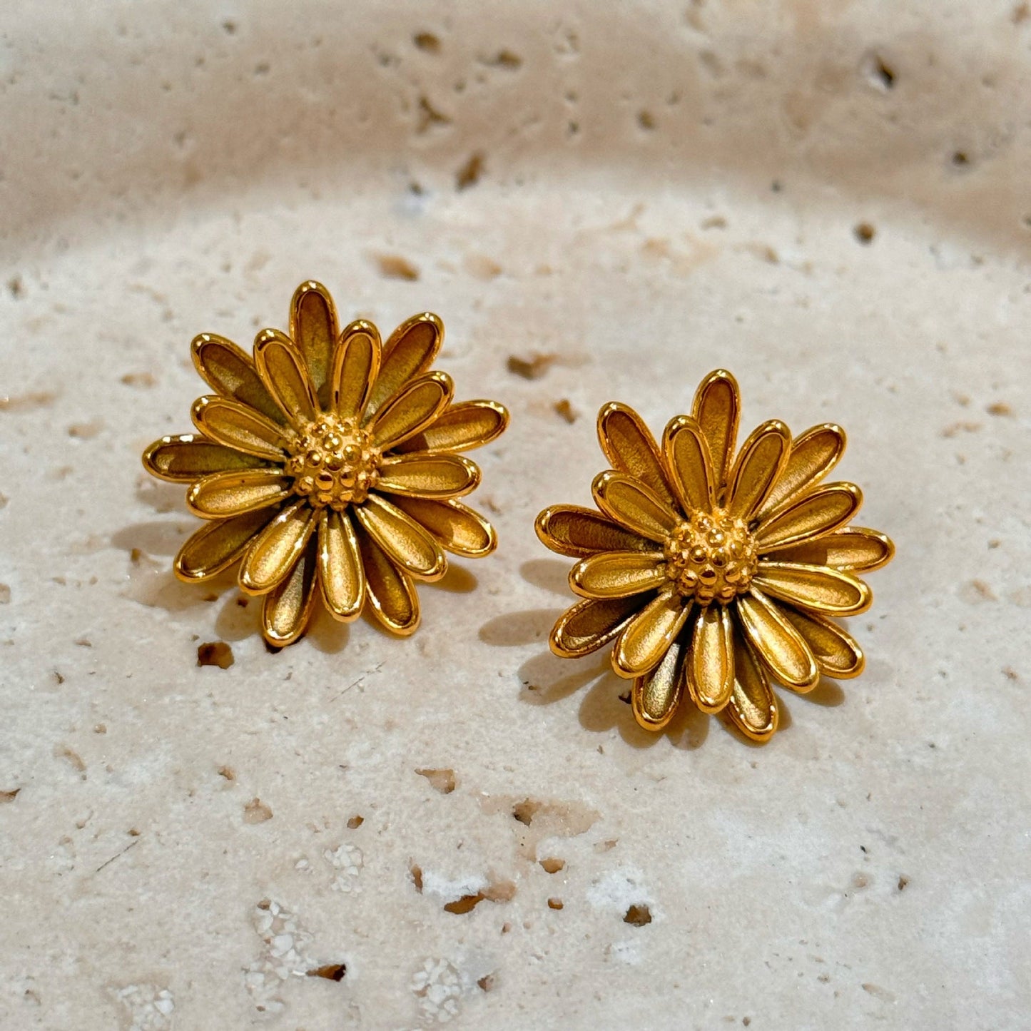 Retro Titanium Steel Stylish Flower Earrings