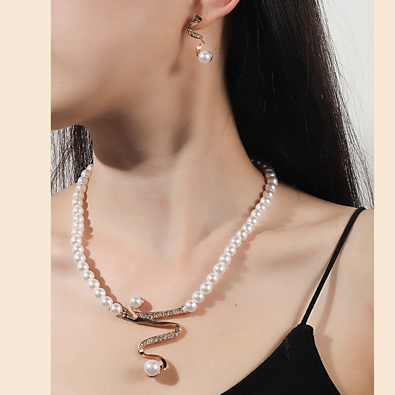 Fashion Pearl Diamond-studded Necklace Earrings Pendant 2-piece Set