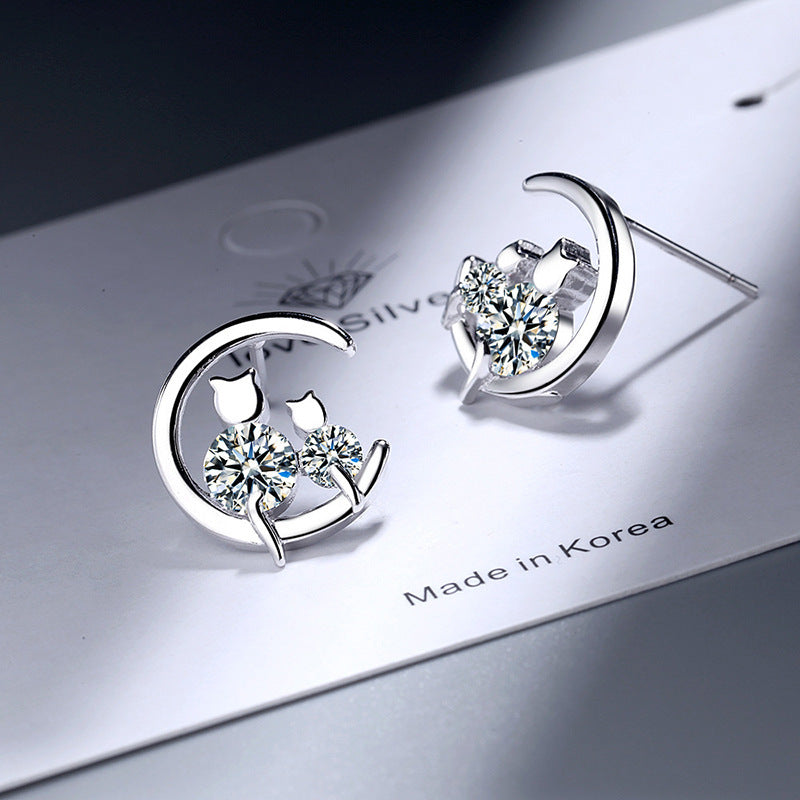 Women's Sweet Single Diamond Cat Ear Studs