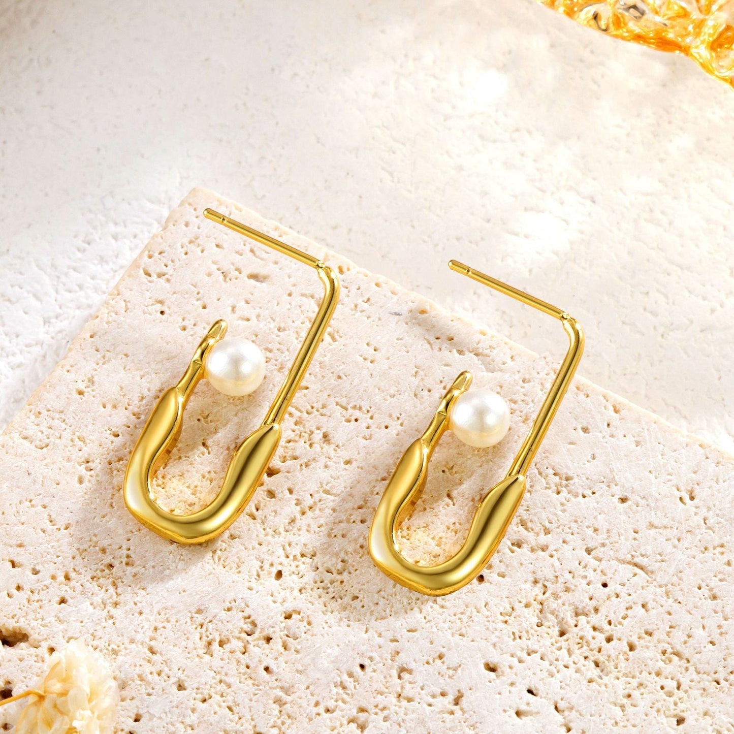 Titanium Steel Clip Pin Pearl Stud Earrings